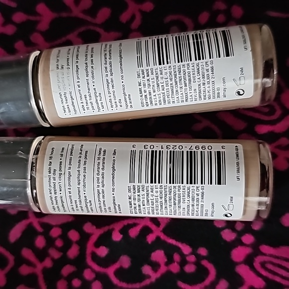 Lots of 2 ALMAY Truly Lasting Color (TLC) Foundation - Picture 4 of 4